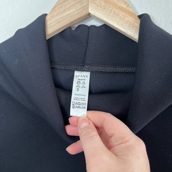 Spanx Womens AirEssentials TurtleNeck Black Pullover Sweatshirt Size Medium 505 - Picture 3 of 13